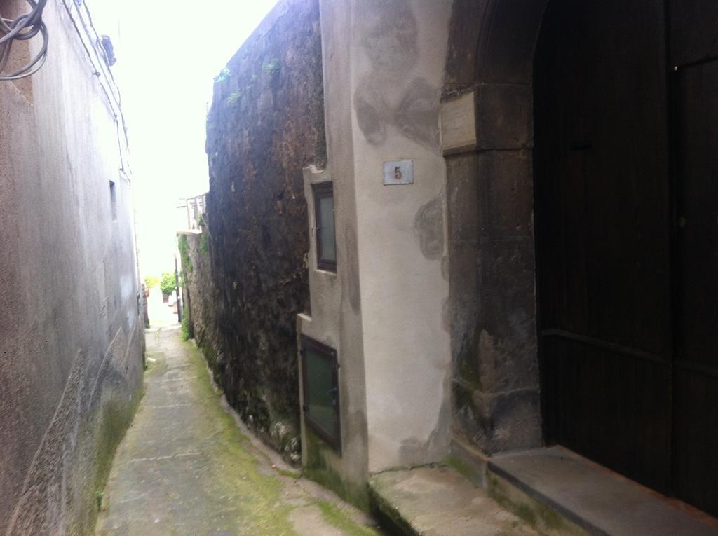 マッサ・ルブレンセ Casa De Mariaヴィラ エクステリア 写真